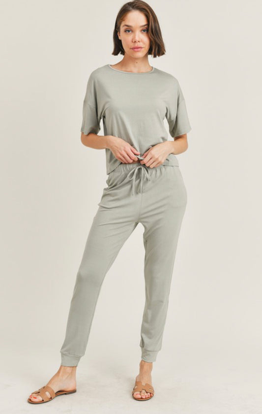 Let’s lounge Sage set